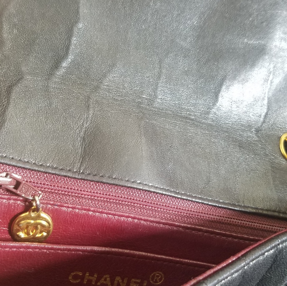 Chanel Mademoiselle Vntage Classic Vertical Quilt - Picture 5 of 8